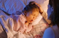 Лающий кашель у ребенка: причины и лечение