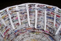 Плетение корзин из газетных трубочек